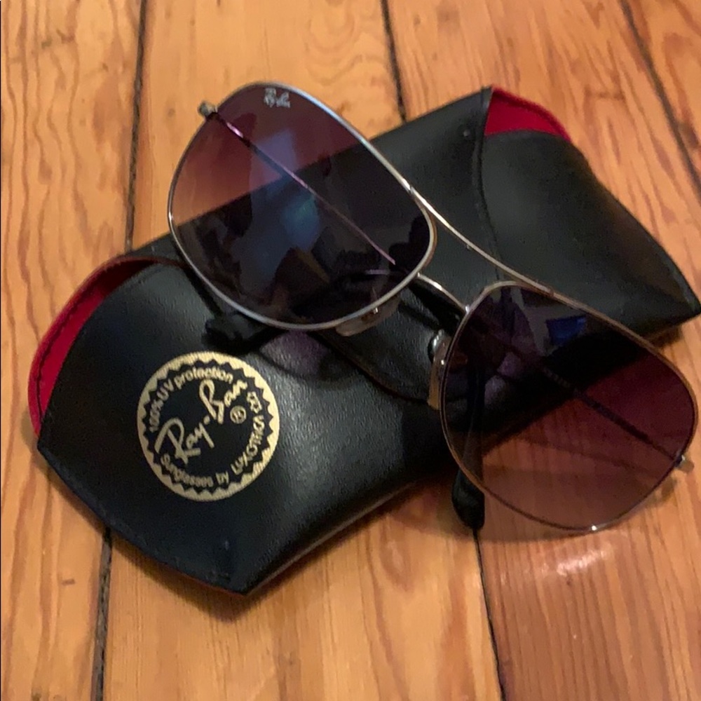 RayBan - Aviator Sunglasses + Case